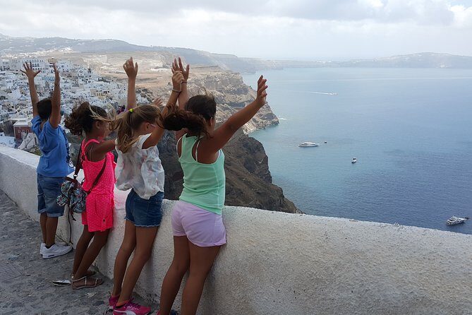 Santorini: 4hr Small Group Caldera Hike from Fira to Oia - Imerovigli Views and the Castle of St Nicholas Ruins
