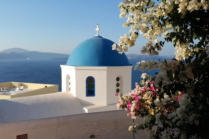 Santorini: 4hr Small Group Shore Excursion with Minimum Walking - Kamari Beach black sand walk: a reset you actually feel