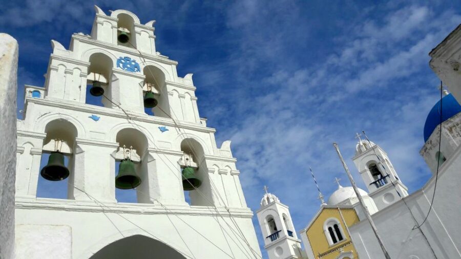 Santorini: 6-Hour Classic Panorama Private Tour - Oia village: blue domes, calm wandering, and real photo time
