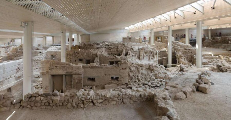 Santorini: Akrotiri Prehistoric City Guided Walking Tour - Key things to know before you go