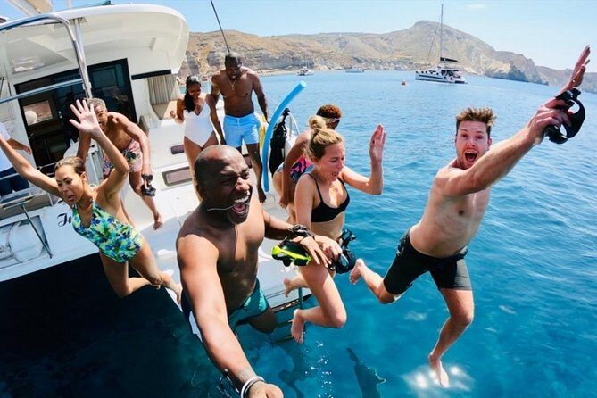 Santorini All-inclusive Catamaran Cruise with Thirassia Stop - Volcano Circuit: Palea Kameni to Nea Kameni Hot Springs