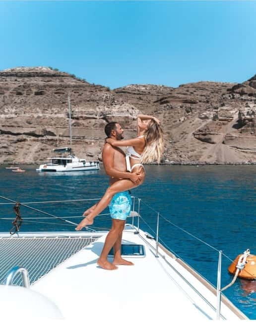 Santorini: All-Inclusive Private Catamaran Experience - How to Plan Your 5 Hours Well (So It Feels Effortless)