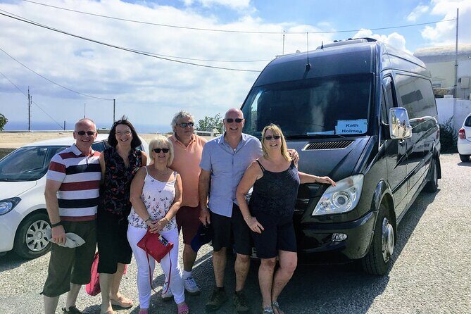 Santorini Arrival Transfer & Travel Services - Pickup that doesn’t waste your time: meeting points that can be tricky