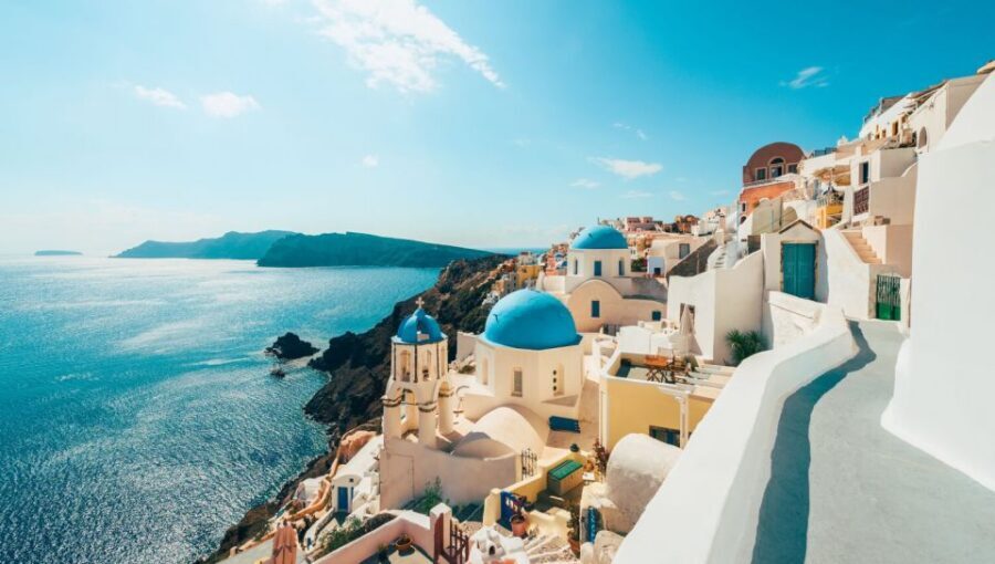 Santorini: Best Of Santorini Private Tour with a Local Guide - What’s included, what’s not, and what that means for your wallet
