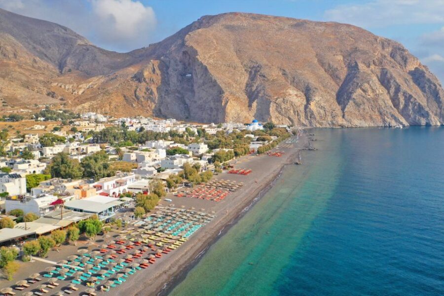 Santorini: Best Of Santorini Private Tour with a Local Guide - Pickup and pacing: the day starts where you are