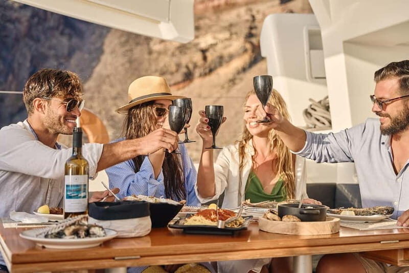 Santorini: Caldera Classic Catamaran Cruise w/ Meal & Drinks - Key things I’d zoom in on