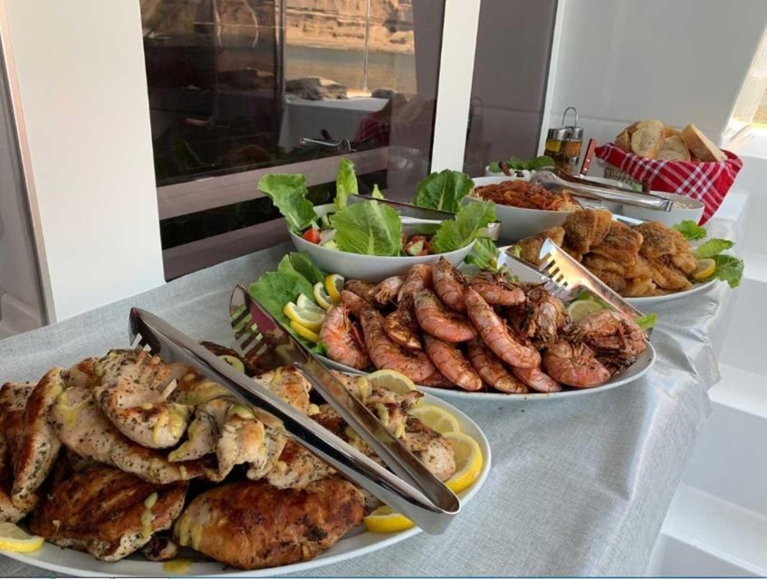 Santorini: Caldera Cruise with Greek Meal and Transfer - Getting To the Boat: Pickup That Actually Covers Real Locations
