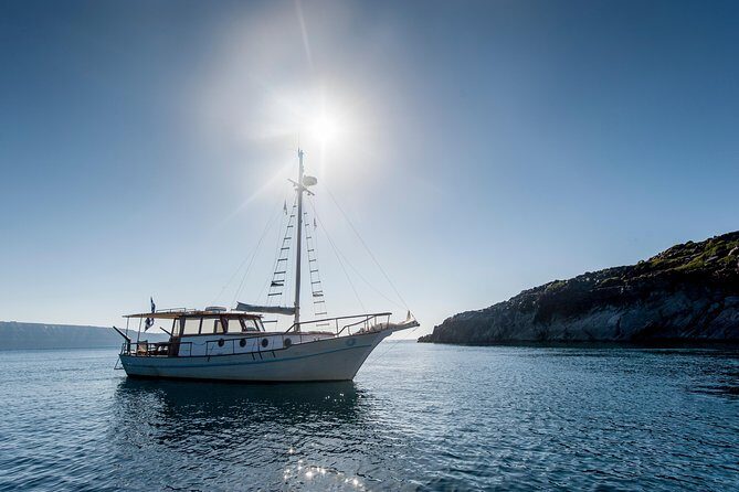 Santorini Caldera Day Traditional Cruise with Meal and Drinks - Entering the caldera circuit from Vlychada