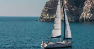 Santorini Caldera: Morning Sailing Cruise with Meal - Getting Onboard: Pickup, Timing, and What to Bring