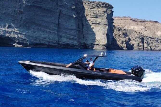 Santorini Caldera: Private Cruise with Speed Boat & Open Bar - Why a private speed-boat caldera cruise feels different