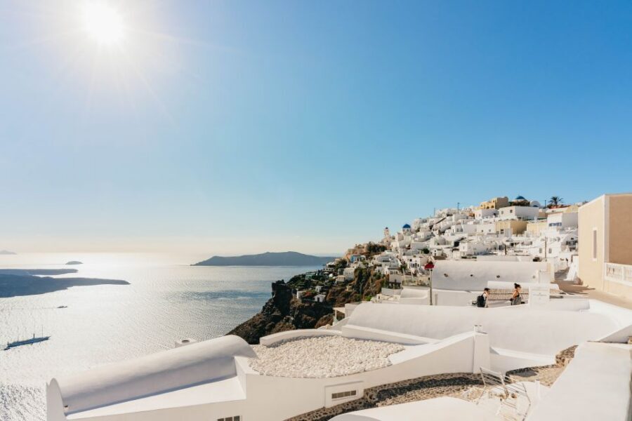 Santorini: Caldera Trail Guided Hike and Sunset Viewing - The final sunset spot above Oia: wide views without the worst crowds