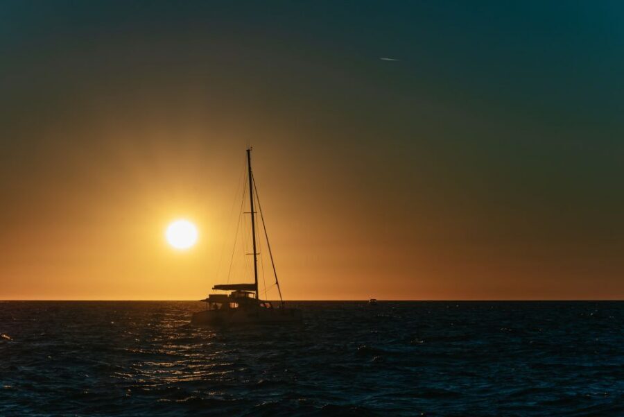 Santorini: Catamaran Caldera Cruise with Meal and Drinks - Who Should Book This Cruise (And Who Might Want a Different Plan)