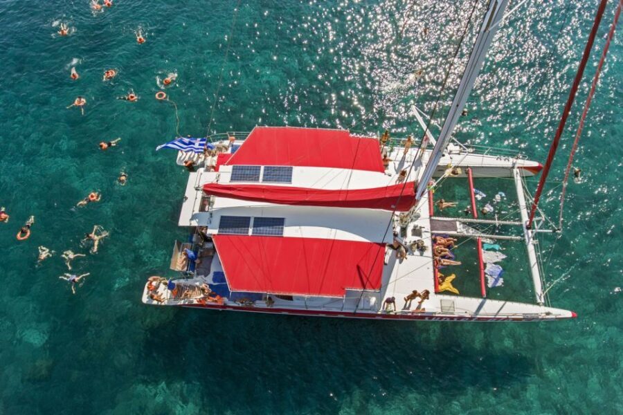 Santorini: Catamaran Cruise, Winery, & Oia Sunset Combo Tour - Volcanic Beaches and Snorkeling Time: How to Make the Most of the Water Stops