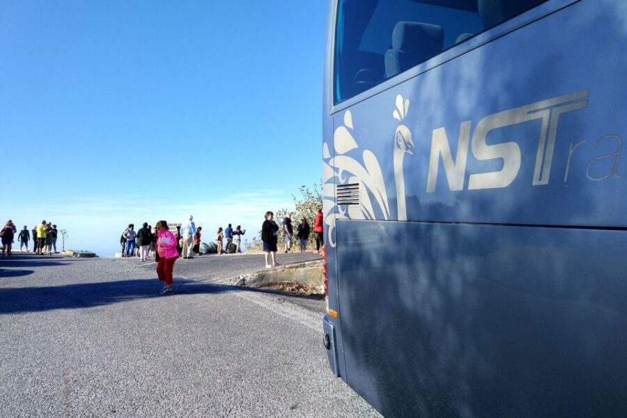 Santorini: Catamaran Cruise, Winery, & Oia Sunset Combo Tour - Who This Tour Suits Best (and Who Might Want a Different Plan)