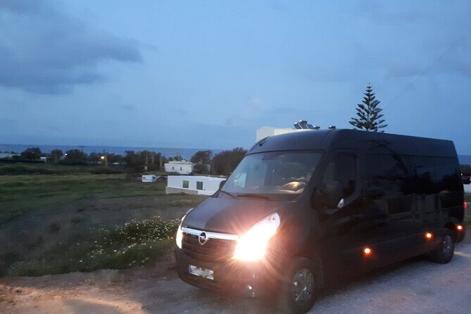 Santorini Chauffeur Services per Hour - What Your Chauffeur Does While You Explore