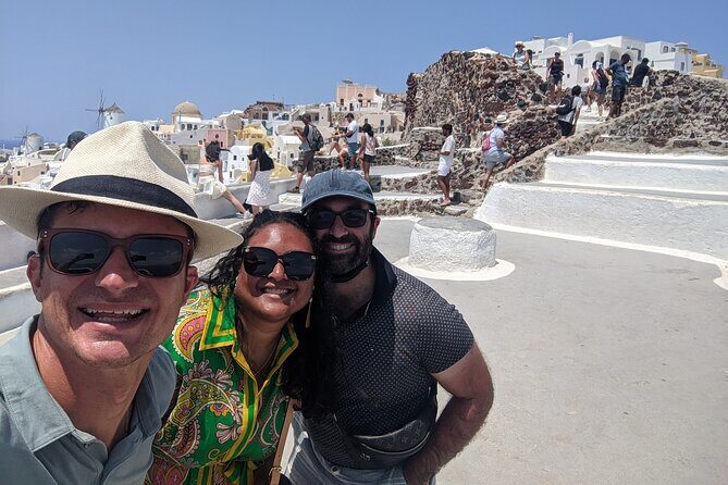 Santorini Classic Highlights and Sightseeing Private Tour - Megalochori: traditional streets, a calm break, and main square time