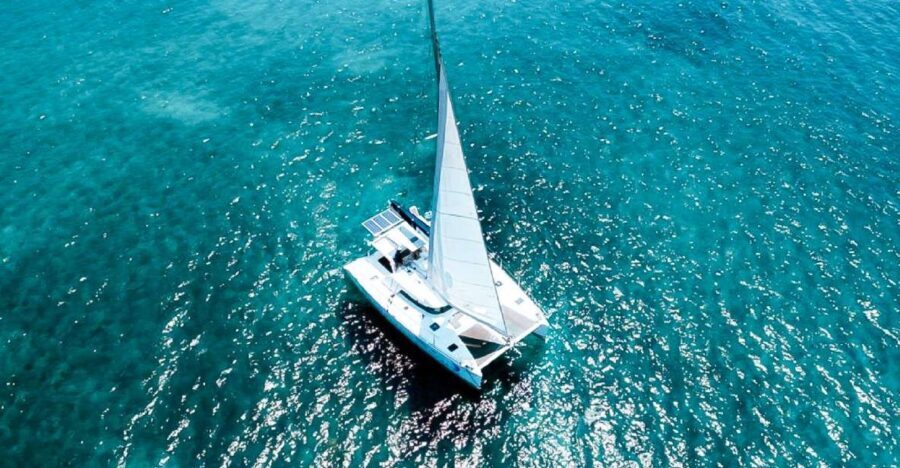 Santorini: Day Cruise with Meal & Open Bar - Vlychada to Red Beach: Lunar-Like Coastline and Your First Real Swim