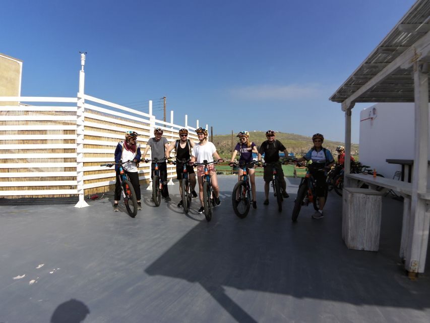 Santorini: Electric Mountain Bike Adventure - Megalochori and Feggera: tasting local white wine on the balcony
