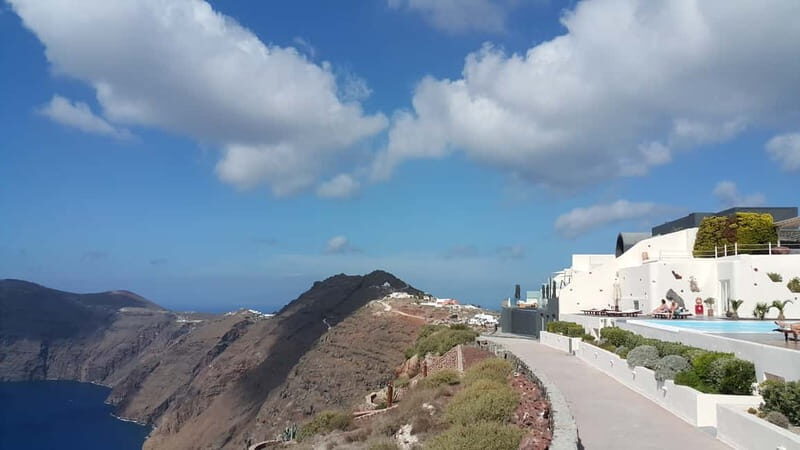 Santorini: Fira to Oia Caldera Hike with Guide - Who this Santorini hike is best for (and who should skip it)