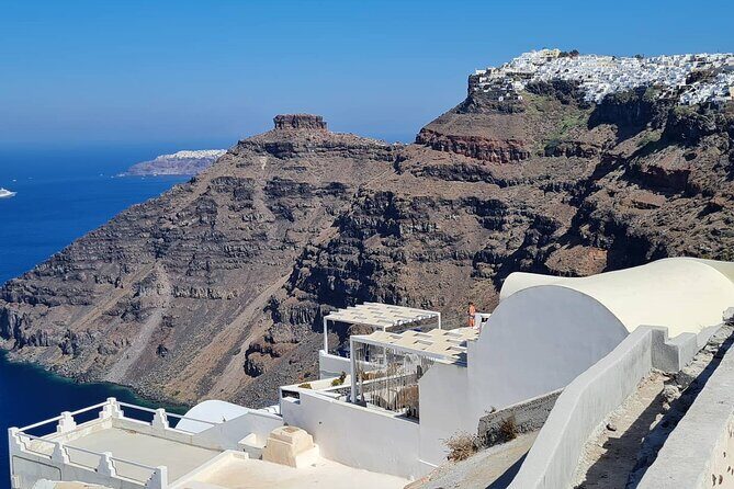Santorini First-Time Guests Private Tour Sightseeing, excavetions & wine testing - Megalochori: Santorini’s Traditional Calm and Vineyard Country