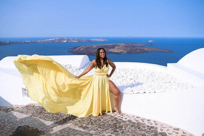 Santorini Flying Dress Photo Session Experience - Timing tips: when to schedule for crowds and cruise arrivals