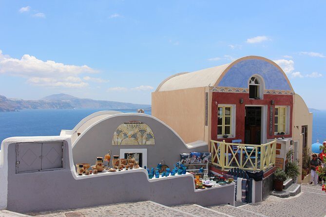 Santorini Full Day Tour - Guides, Language, and the Difference Good Storytelling Makes