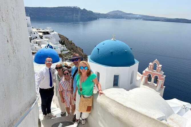 Santorini: Half-Day Island Sightseeing Tour - Oia first: getting the iconic views without getting crushed by crowds