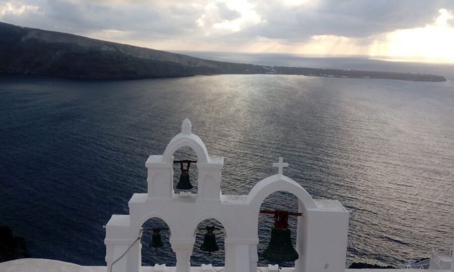 Santorini: Half-Day Sightseeing Tour with Hotel Pickup - How the 5 Hours Actually Feel: Packing in Views Without Losing Your Mind