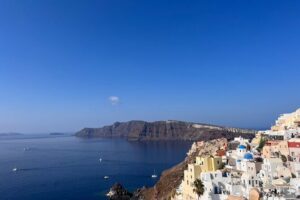 Santorini Highlights: Private Sightseeing Tour in Santorini - Oia and Firostefani: the famous views, timed for photos