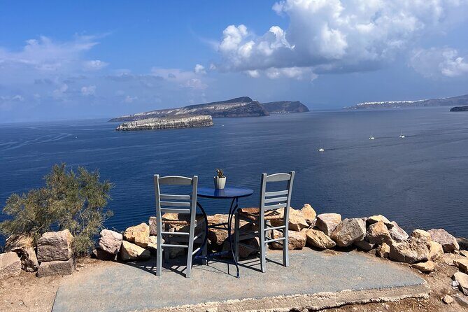 Santorini Highlights: Private Sightseeing Tour in Santorini - Price and value: what $197.71 usually means on Santorini