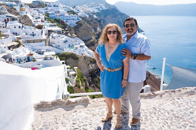 Santorini Highlights Private Tour 6 hours, pick up/ drop included - Wine and shopping time: how to make the day feel personal