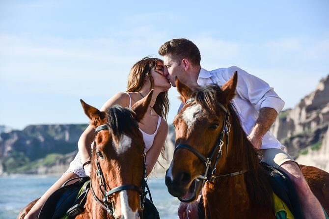 Santorini Horse Riding to Black Sandy Beach - How long is the ride, really? The 1.5-hour reality check