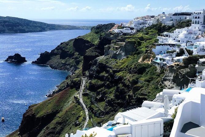 Santorini Hotel-Villas Transport & Transfer Services - Communication and Luggage Help: The Practical Advantage