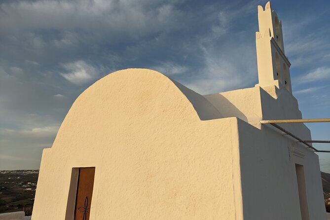 Santorini Instagram and TikTok Photo Spots Private Tour - Red Beach: Natural Balcony Views and the Volcanic Eruption Story