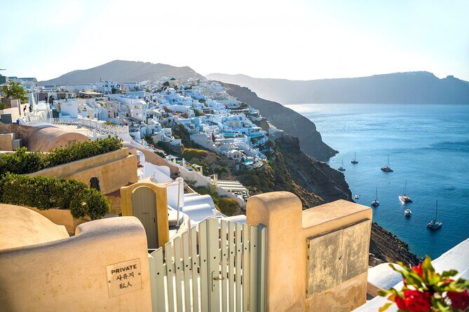 Santorini Instagram Tour - Firostefani’s blue dome views, plus volcano and cruise-ship horizons