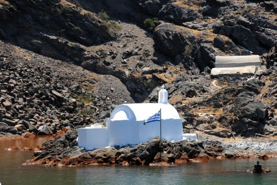 Santorini Island Bus Tour and Caldera Sunset Cruise - Pyrgos: Churches, a Venetian Fortress, and the Highest Village Vibe