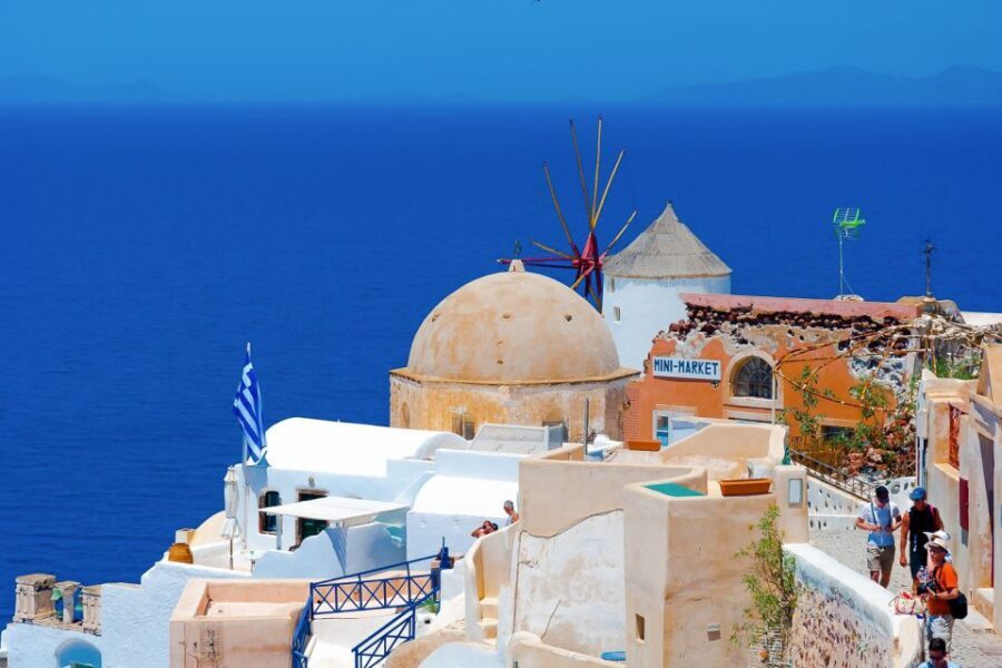 Santorini Island Bus Tour and Caldera Sunset Cruise - Athinios to Nea Kameni: The Volcano Crater Experience