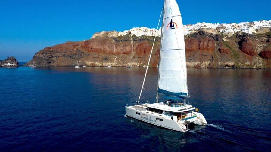 Santorini: Luxurious Catamaran Cruise with Meal & Open Bar - Rinse-Off, Towels, and the Little Things You’ll Appreciate Later