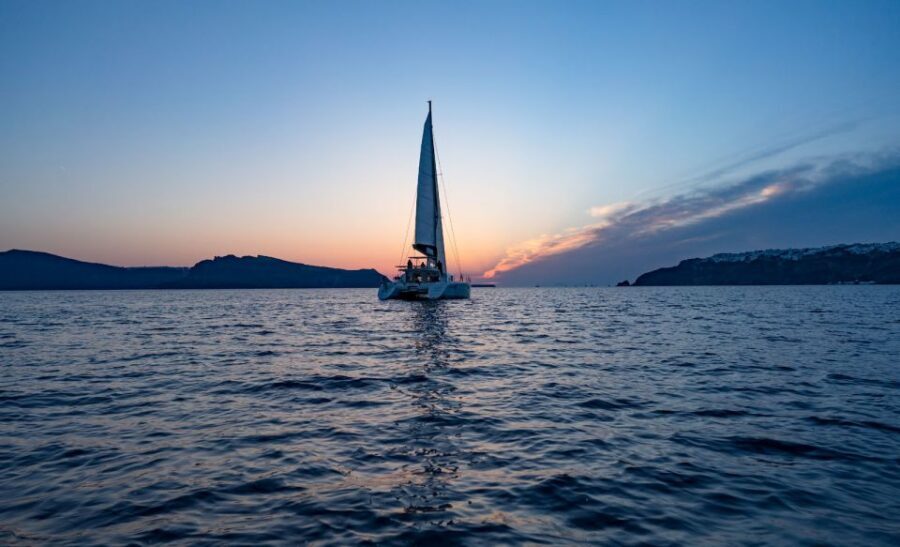 Santorini: Luxury Sunset Cruise with Dinner & Open Bar - Quick hits: what makes this cruise worth your time