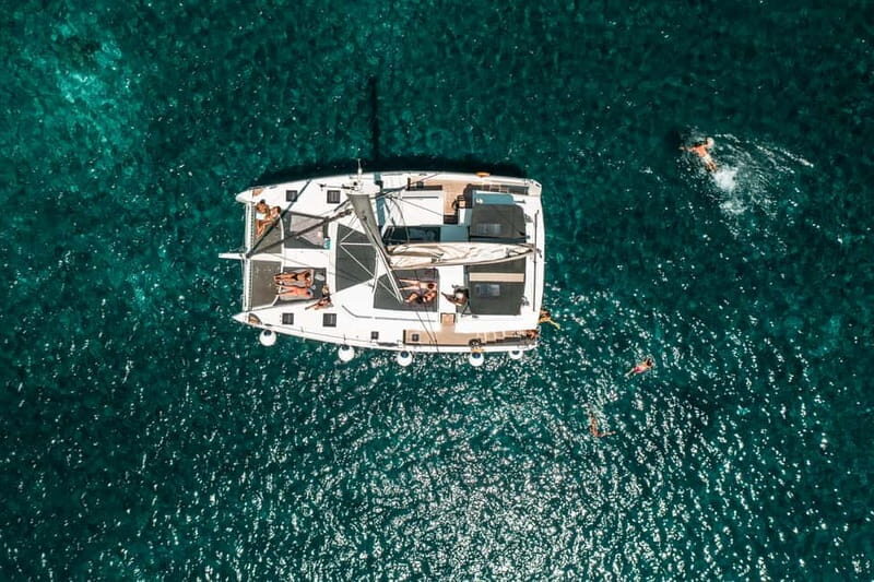 Santorini: Majestic Catamaran Cruise with Meal and Drinks - Key things that make this cruise worth it