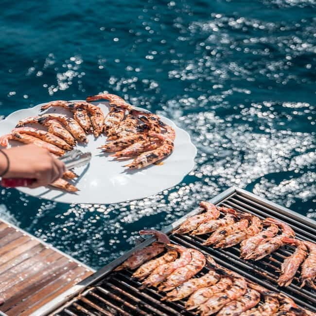 Santorini: Majestic Catamaran Cruise with Meal and Drinks - Who this cruise suits best (and who might want another option)