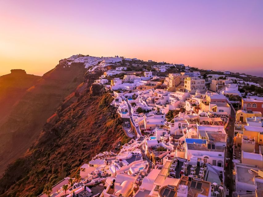Santorini: Mesa Gonia, Pyrgos and Oia Tour - Oia at Sunset: The Payoff and How to Enjoy It