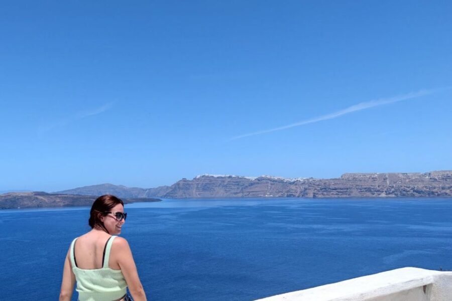 Santorini: Must-See Highlights Private Sightseeing Tour - Thera pickup and the fast start