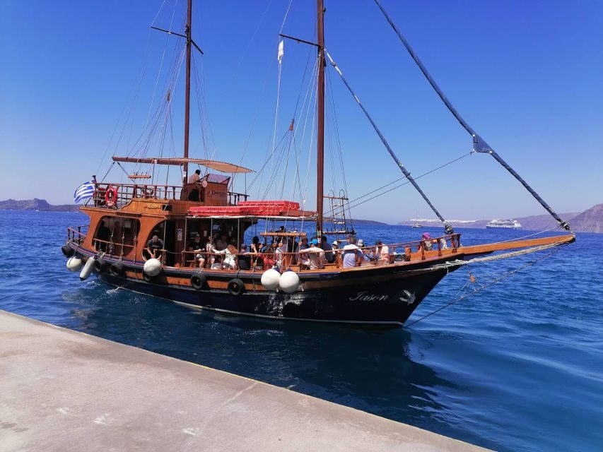 Santorini: Mythical Day Trip to Akrotiri with Volcano Cruise - Timing, comfort, and what can make or break the day