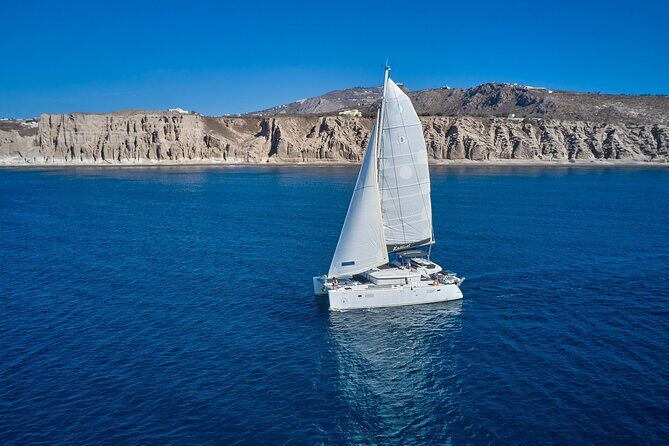 Santorini Oia: Caldera Private Day Cruise with BBQ & Drinks - Food and drinks: why the BBQ inclusion feels like better value