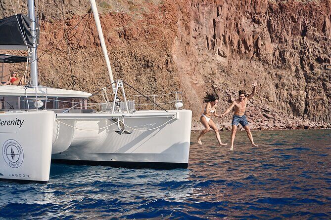 Santorini Oia: Luxury Sunset Cruise with Fresh Fish BBQ & Drinks - How the timing works for a smooth day (without chaos)