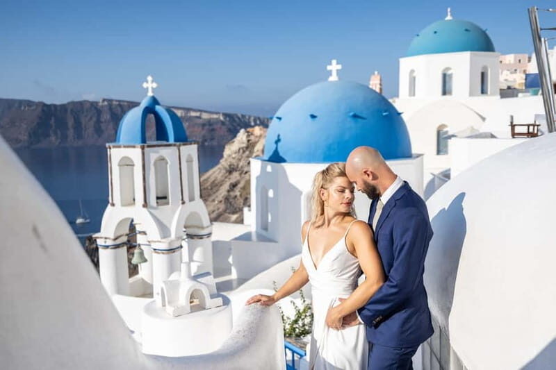 Santorini: Photo Tour With Professional Photographer - The 1-Hour Option: Classic Oia Photos, Fast
