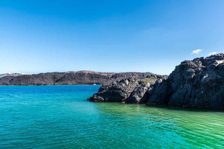 Santorini Port: 3 Hour Cruise to Volcano and Hot Springs - Santorini Caldera, Seen the Only Way That Counts