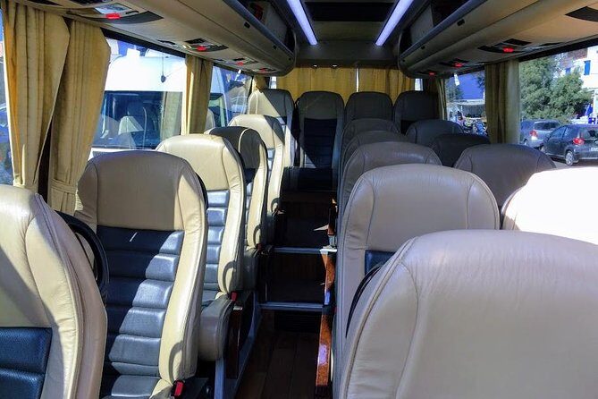 Santorini Port Transport & Transfer Services - Shared vs private transfers: choosing the right value for your day