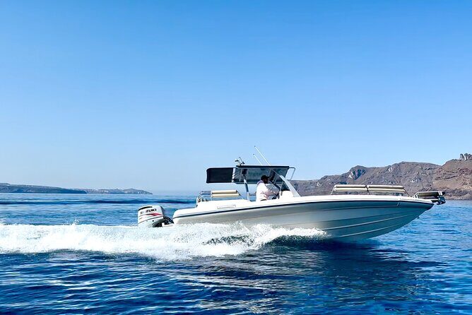Santorini private boat tour - Getting started at Ammoudi Bay (and why that matters)
